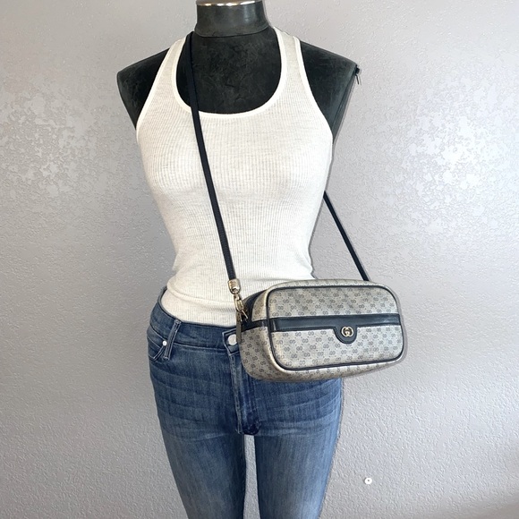•RARE• Vintage Gucci Monogram Convertible Crossbody Bag / Pouch Clutch - Picture 3 of 16